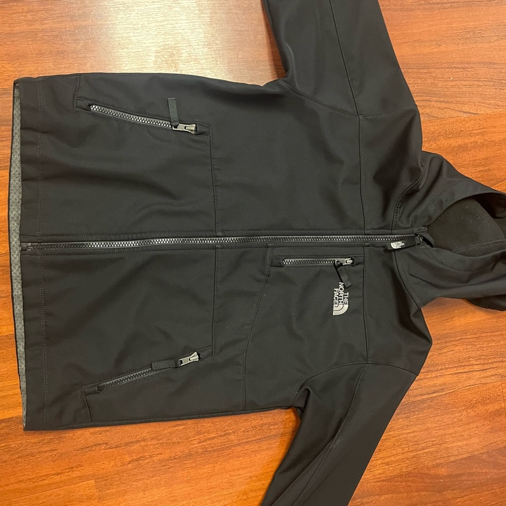 Boys waterproof North face jacket size M 10-12